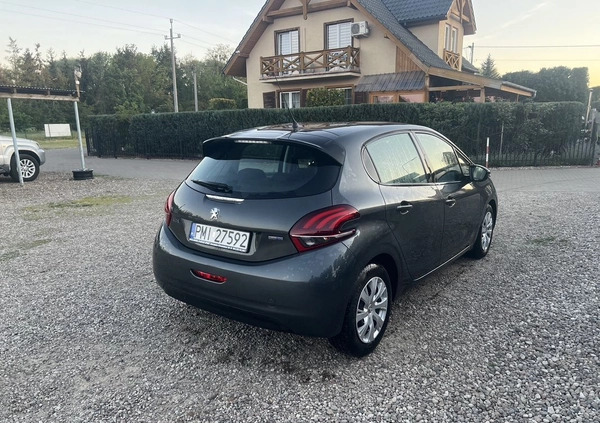 Peugeot 208 cena 25500 przebieg: 146150, rok produkcji 2015 z Międzychód małe 92